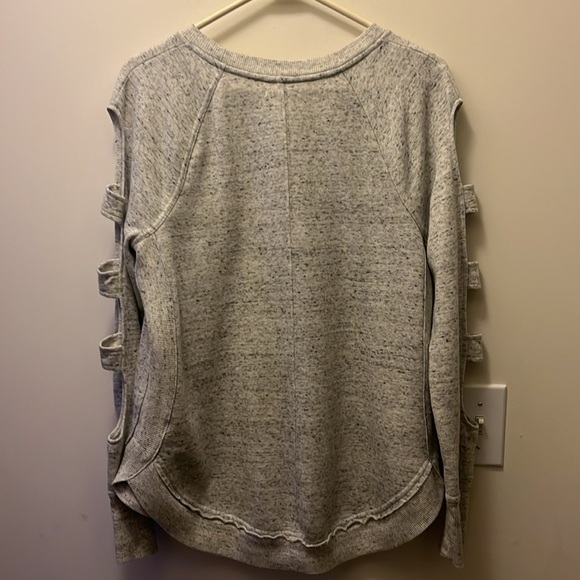 Maurices Heather Gray crewneck sweater size large - Picture 5 of 10